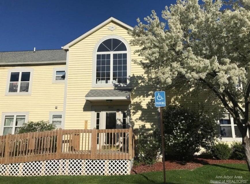 Huron Pkwy, Ann Arbor, MI 48104