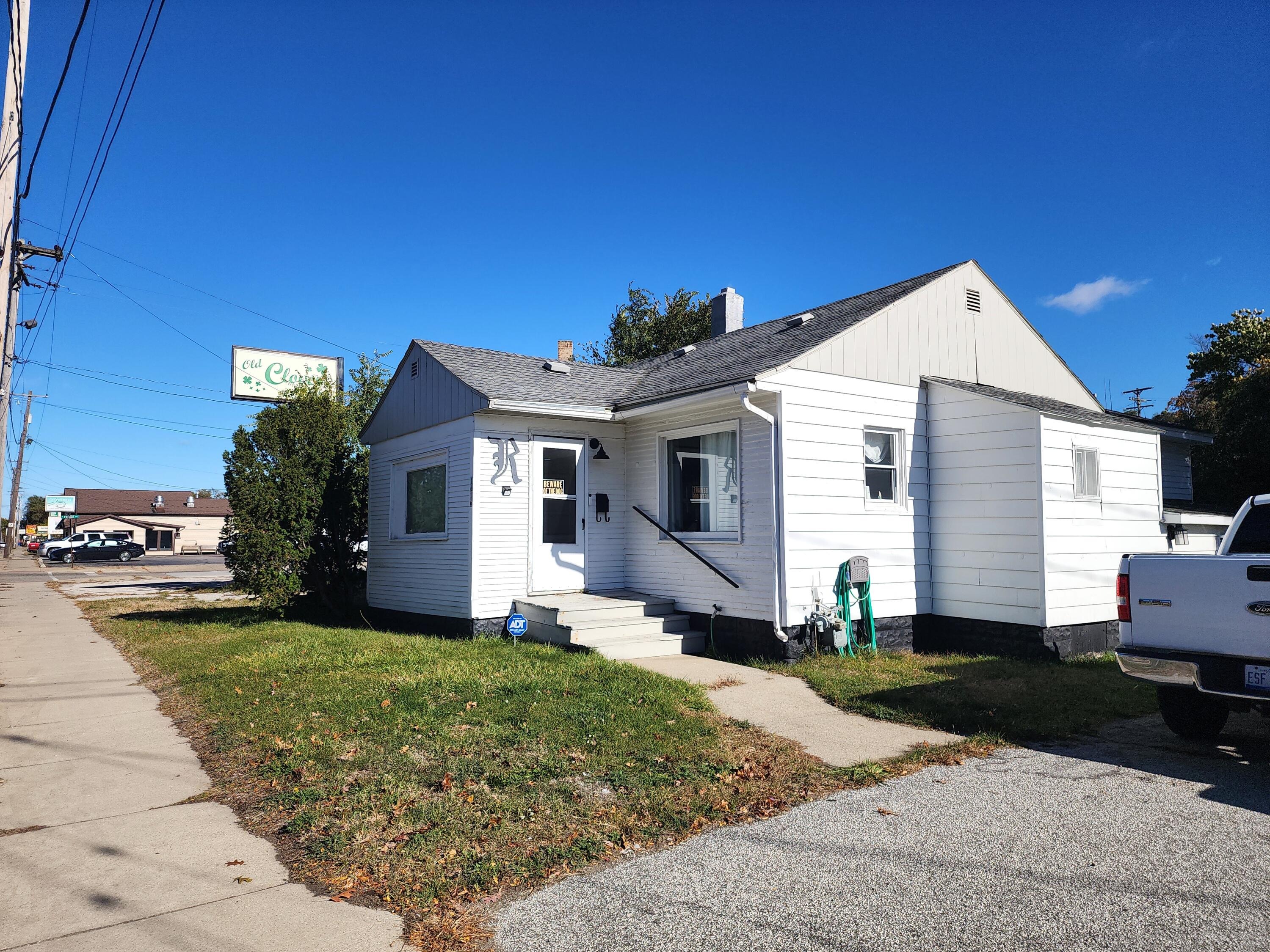 Getty St, Muskegon, MI 49442