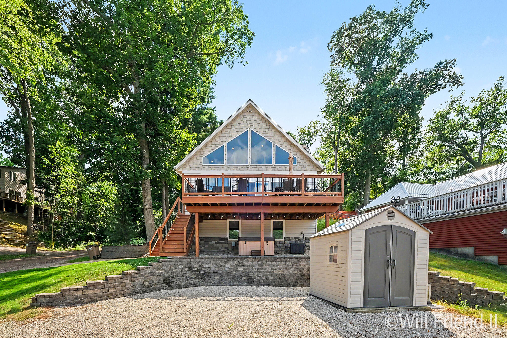 Woodland Park Dr, Belding, MI 48809