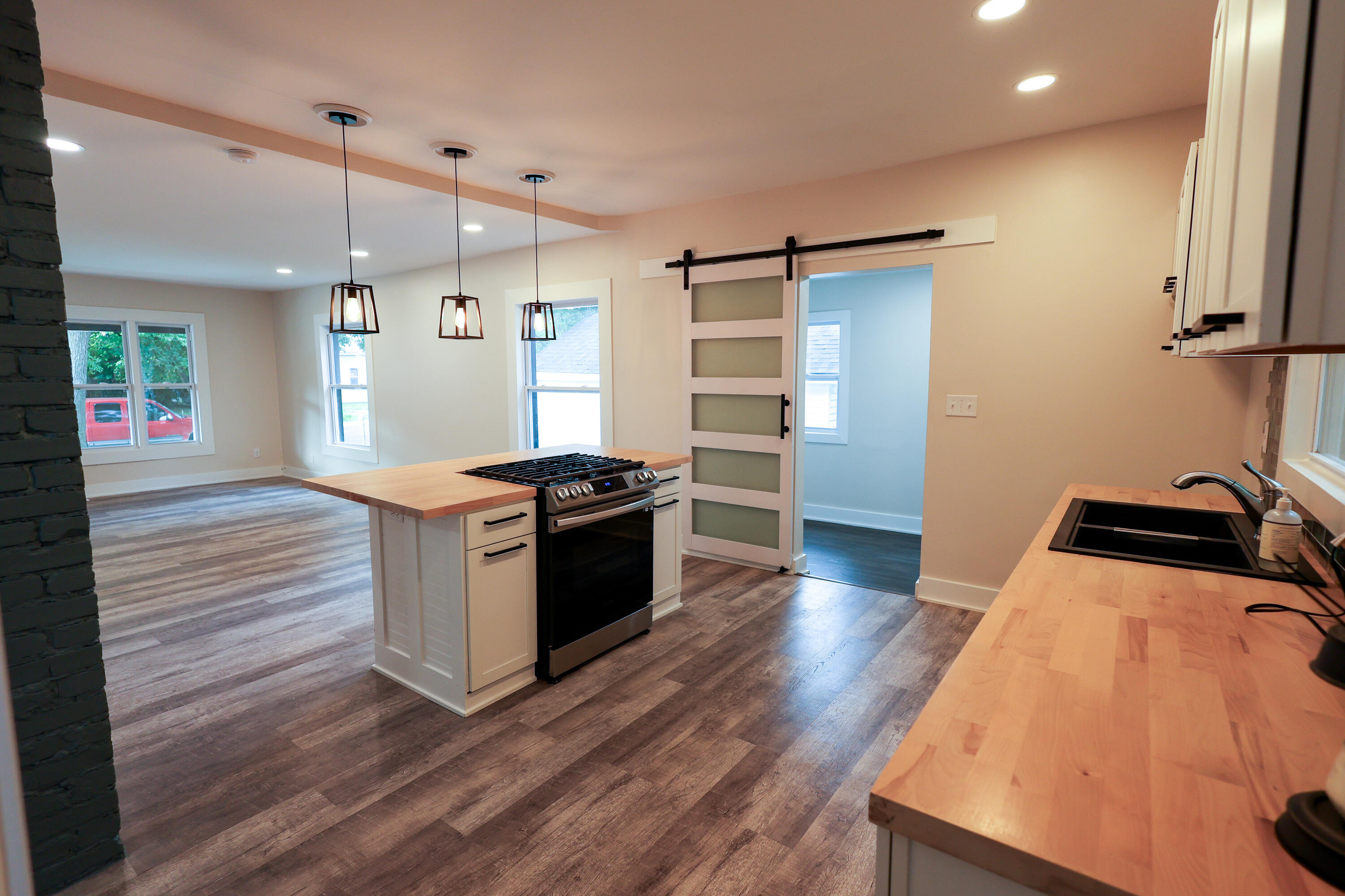 Catherine Ave, Muskegon, MI 49442 #1