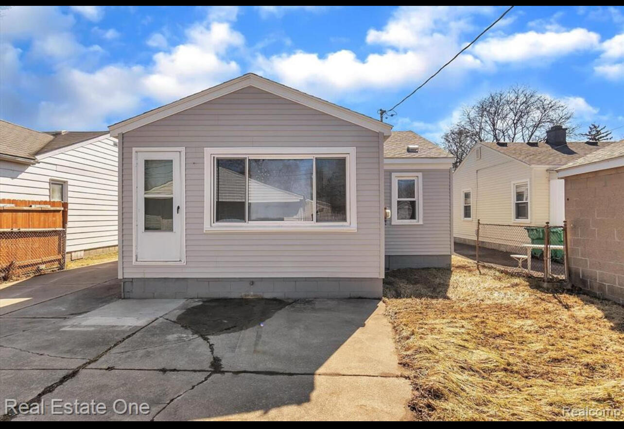Block St, Garden City, MI 48135 #1
