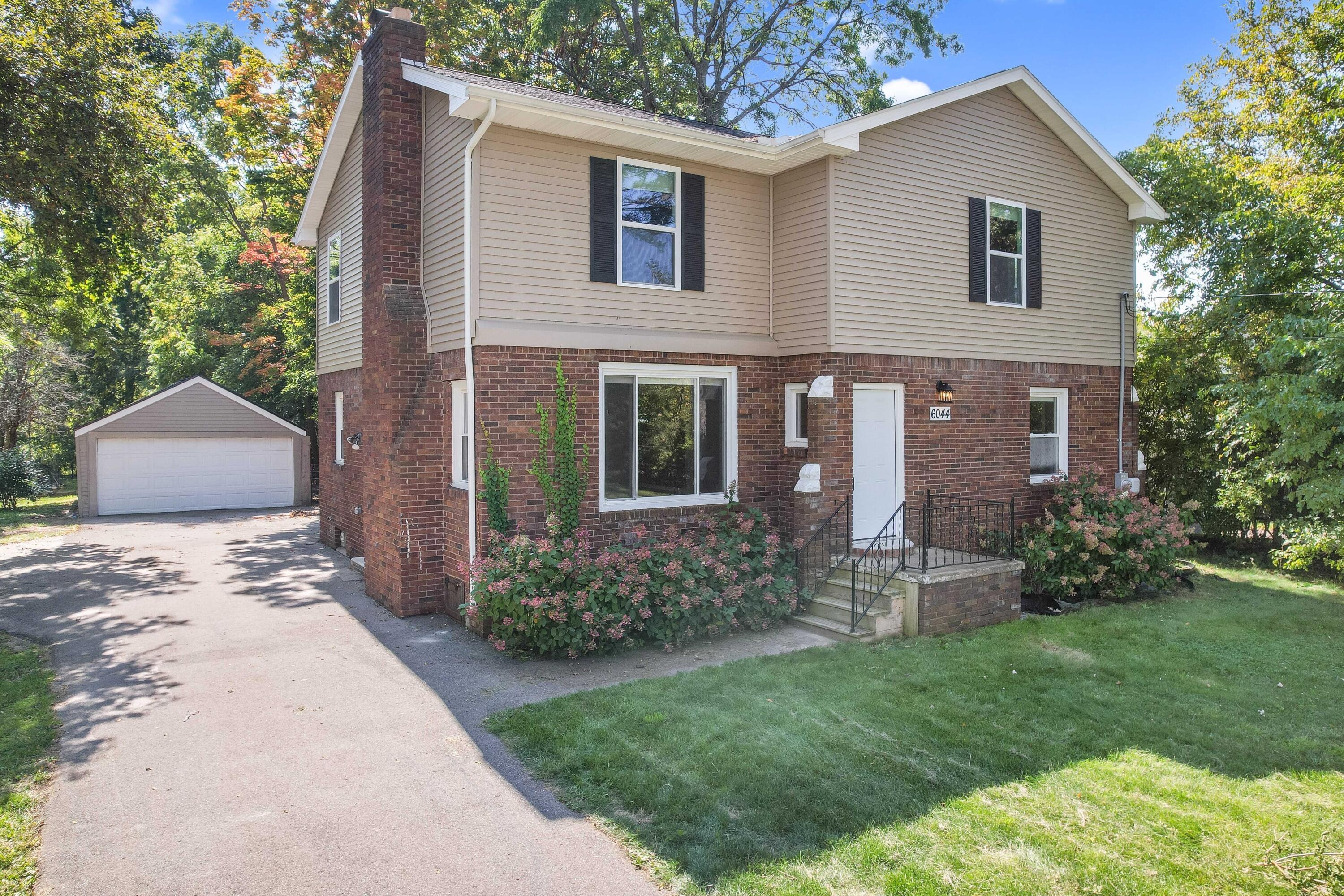 Davison Rd, Burton, MI 48509 #1