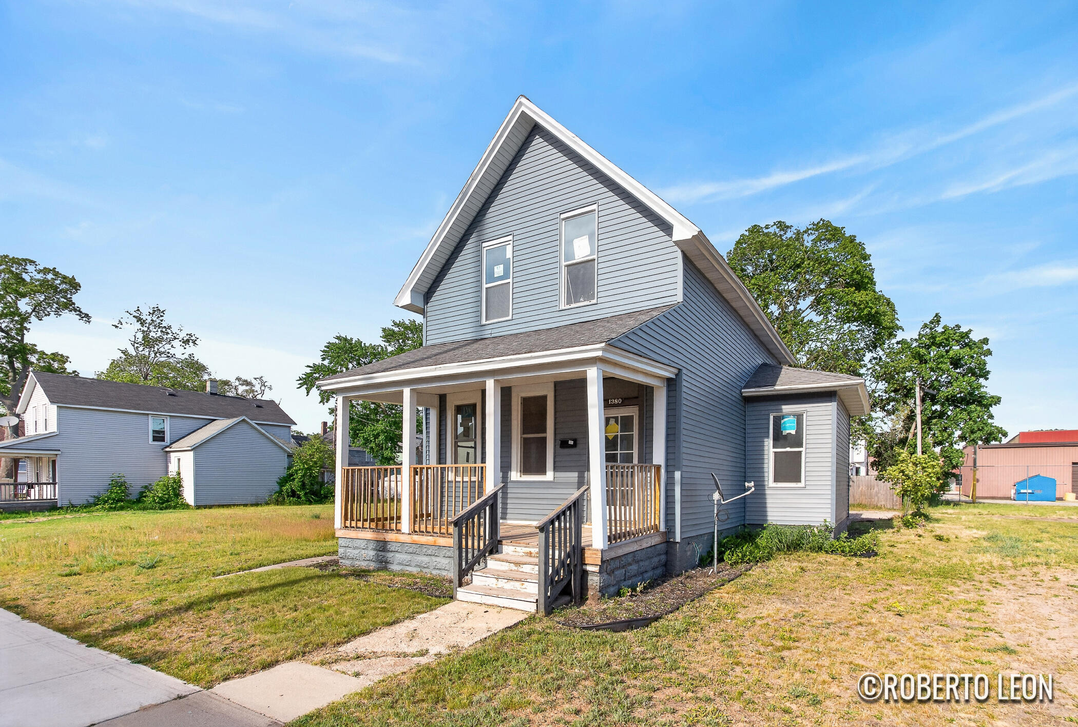 Sanford St, Muskegon, MI 49441