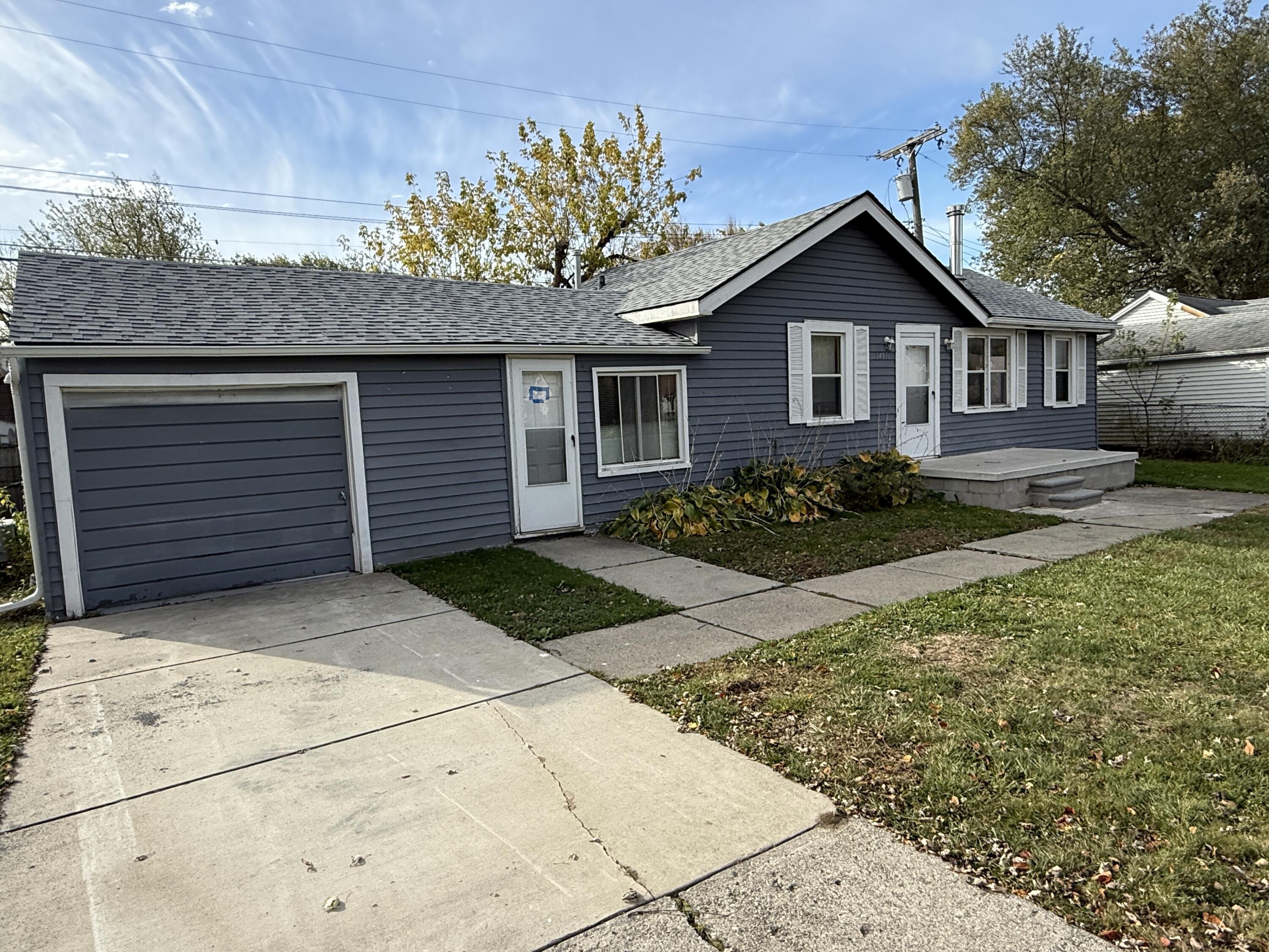 Alberta Ave, Warren, MI 48089