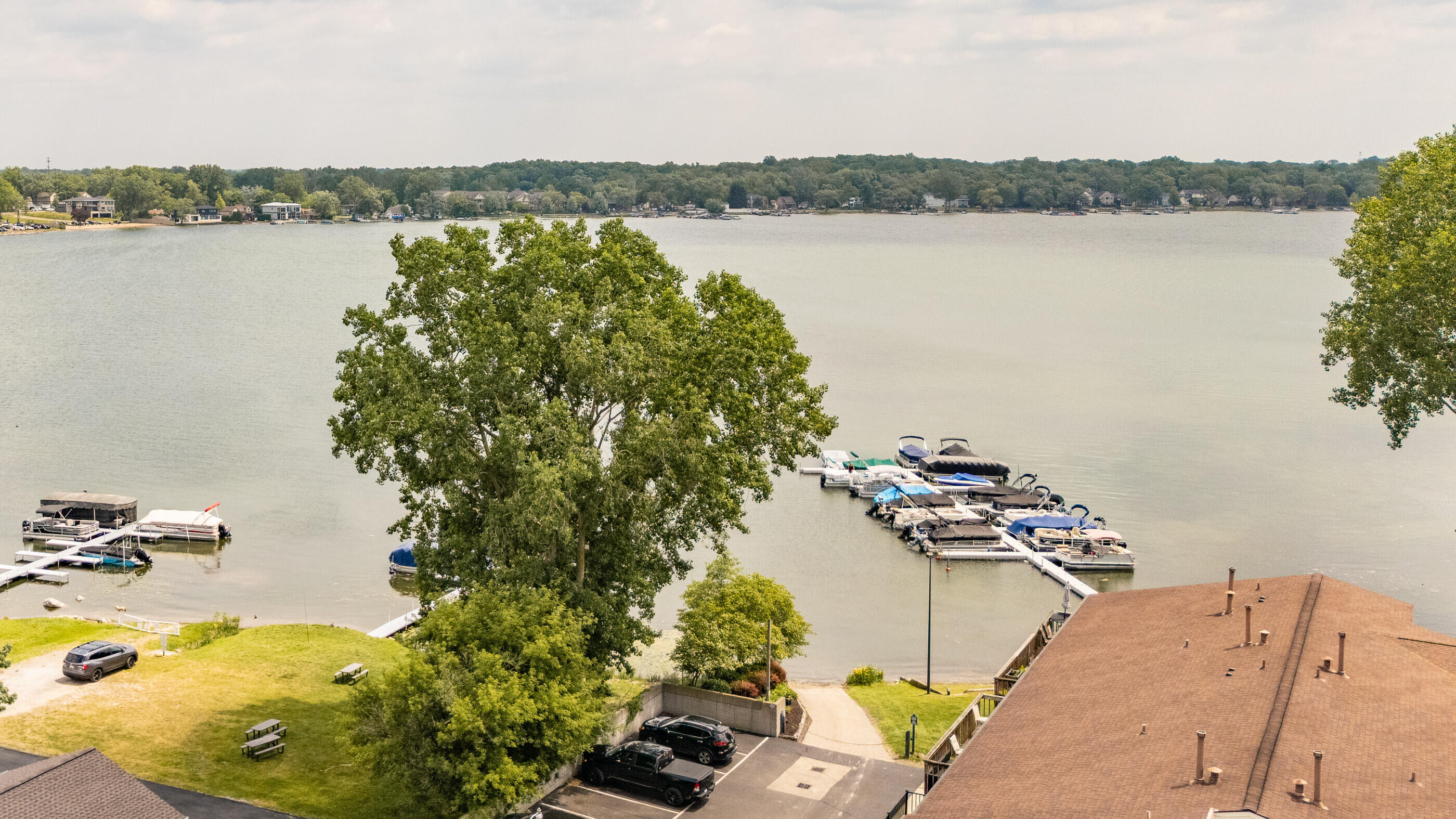 Pontiac Trl, Walled Lake, MI 48390
