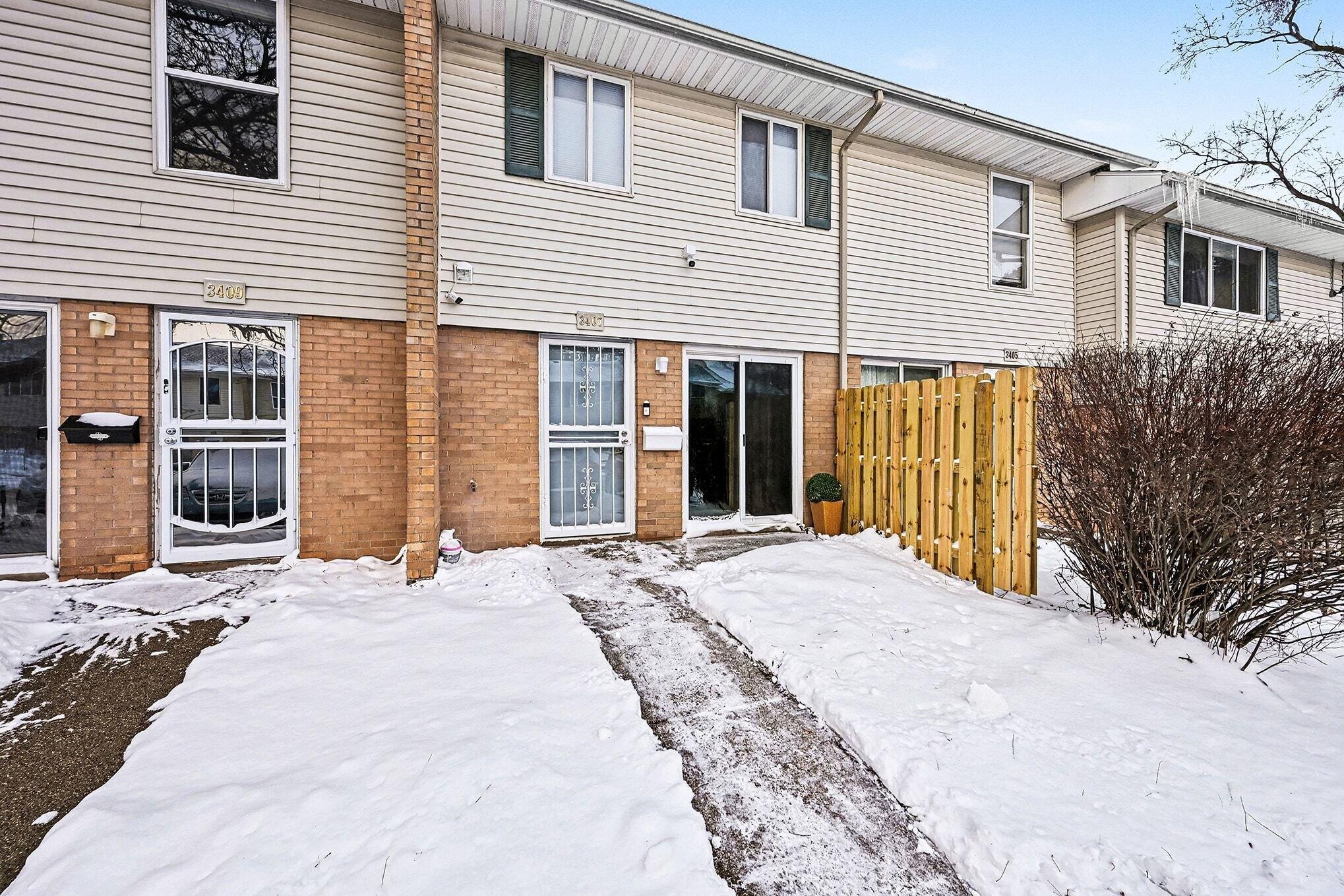 Kenbrooke Ct, Kalamazoo, MI 49006 #1