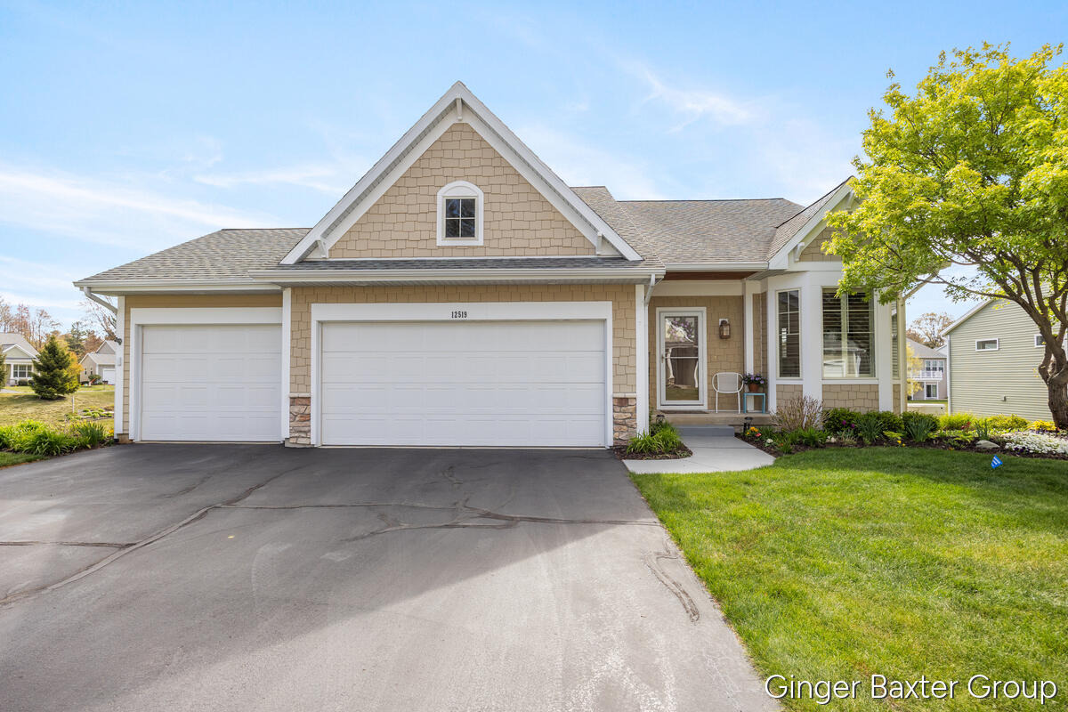 Retreat Dr, Grand Haven, MI 49417