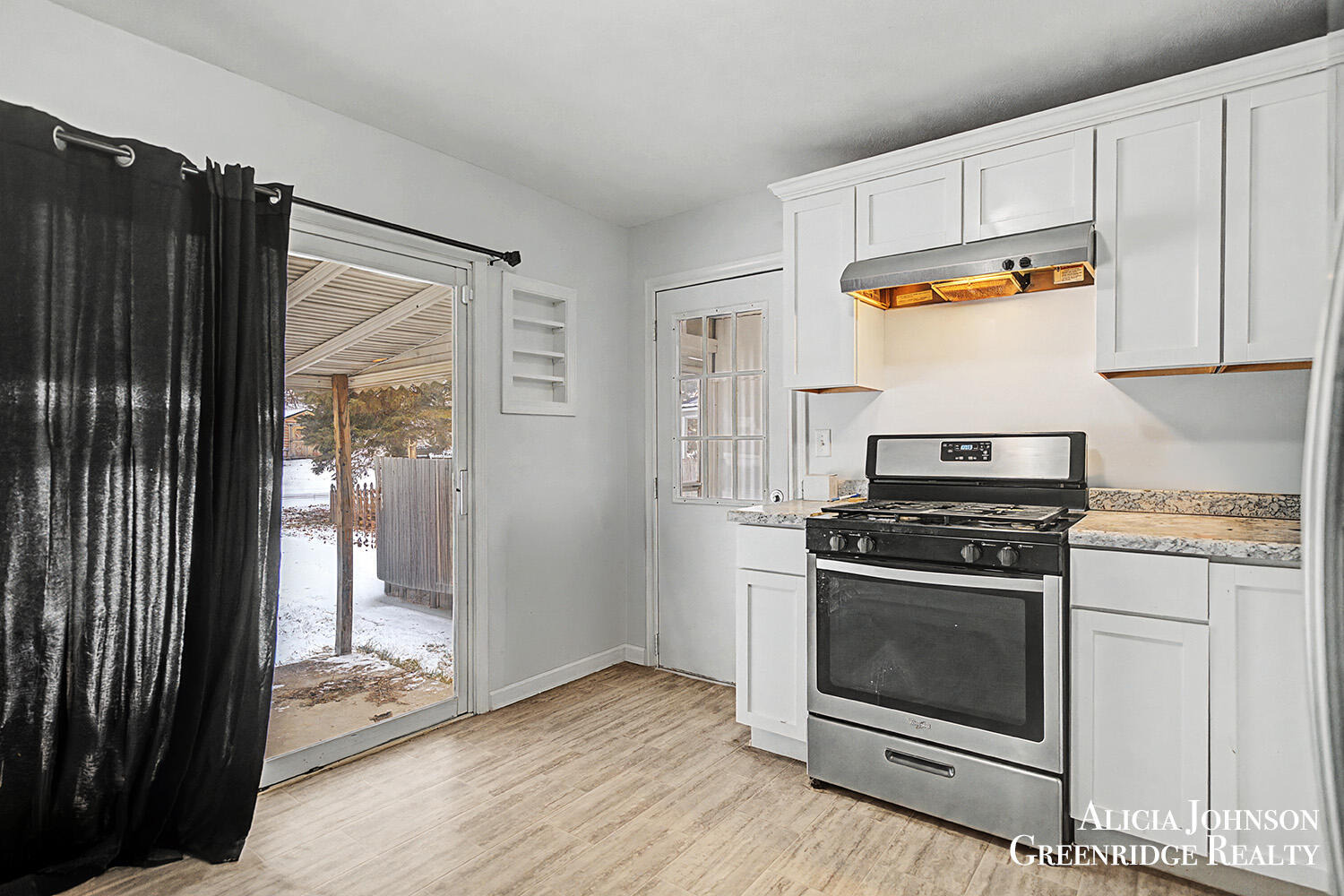 Pearl St, Belding, MI 48809 #1