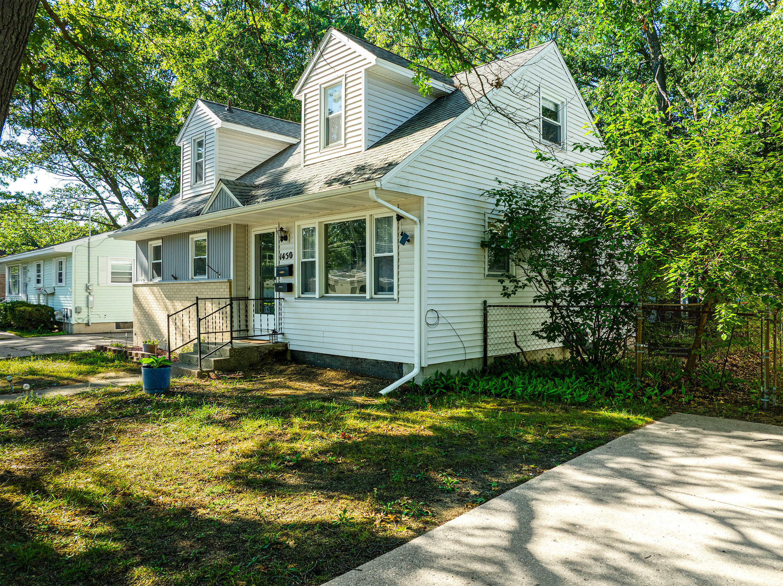 Wesley Ave, Muskegon, MI 49442 #1