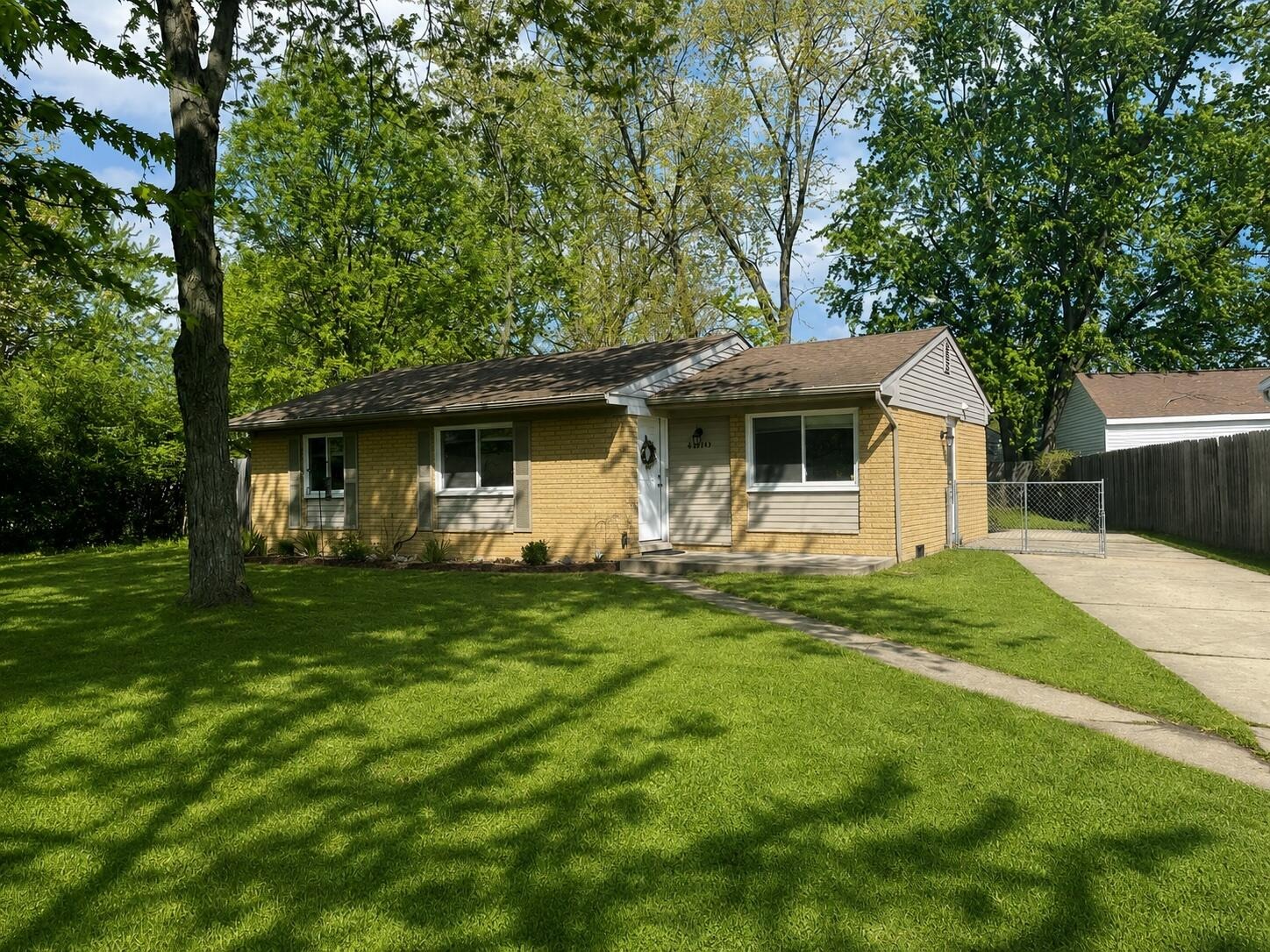 Arthur St, Van Buren Township, MI 48111 #1