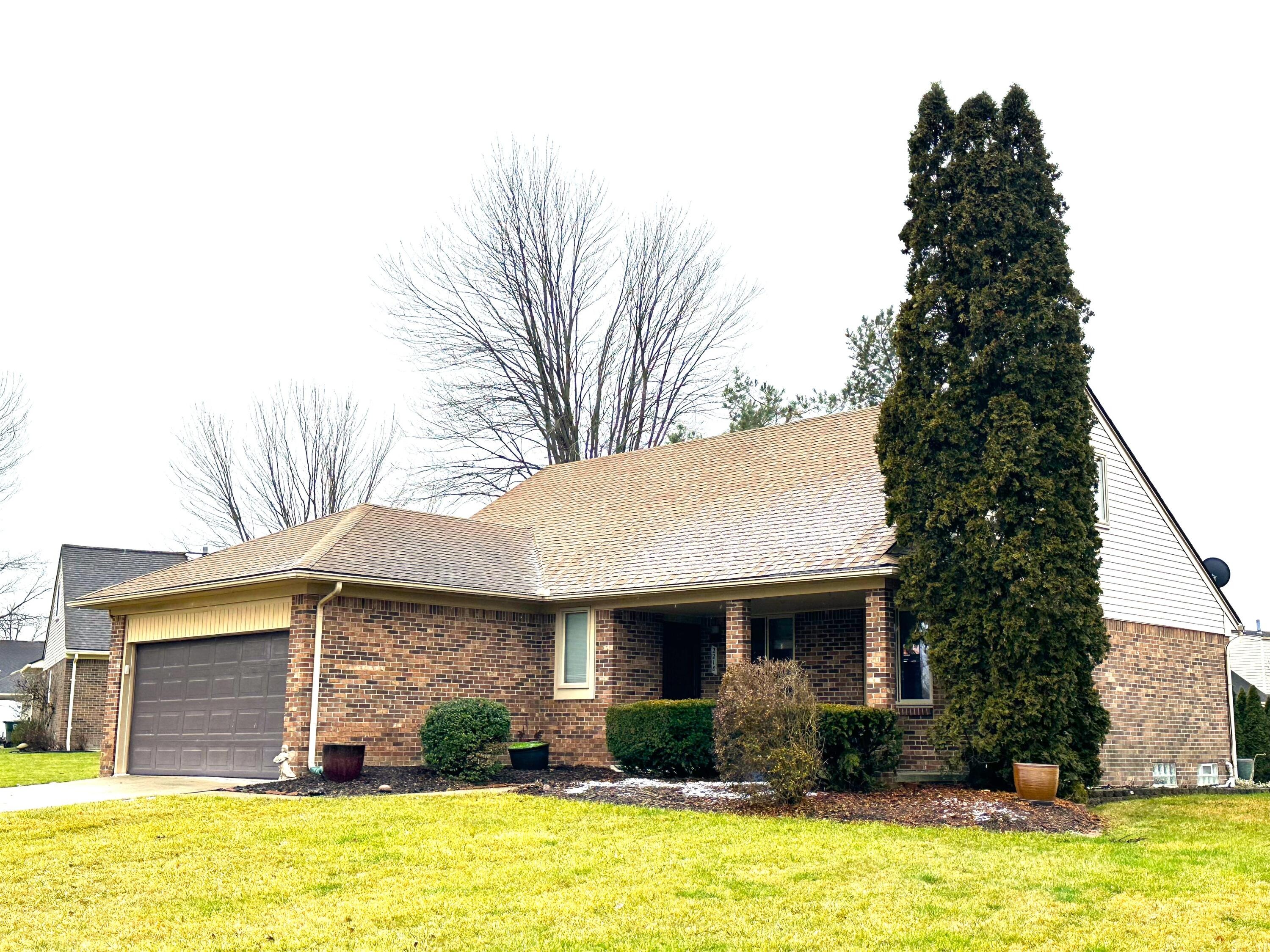 Woodmont Dr, Canton, MI 48188