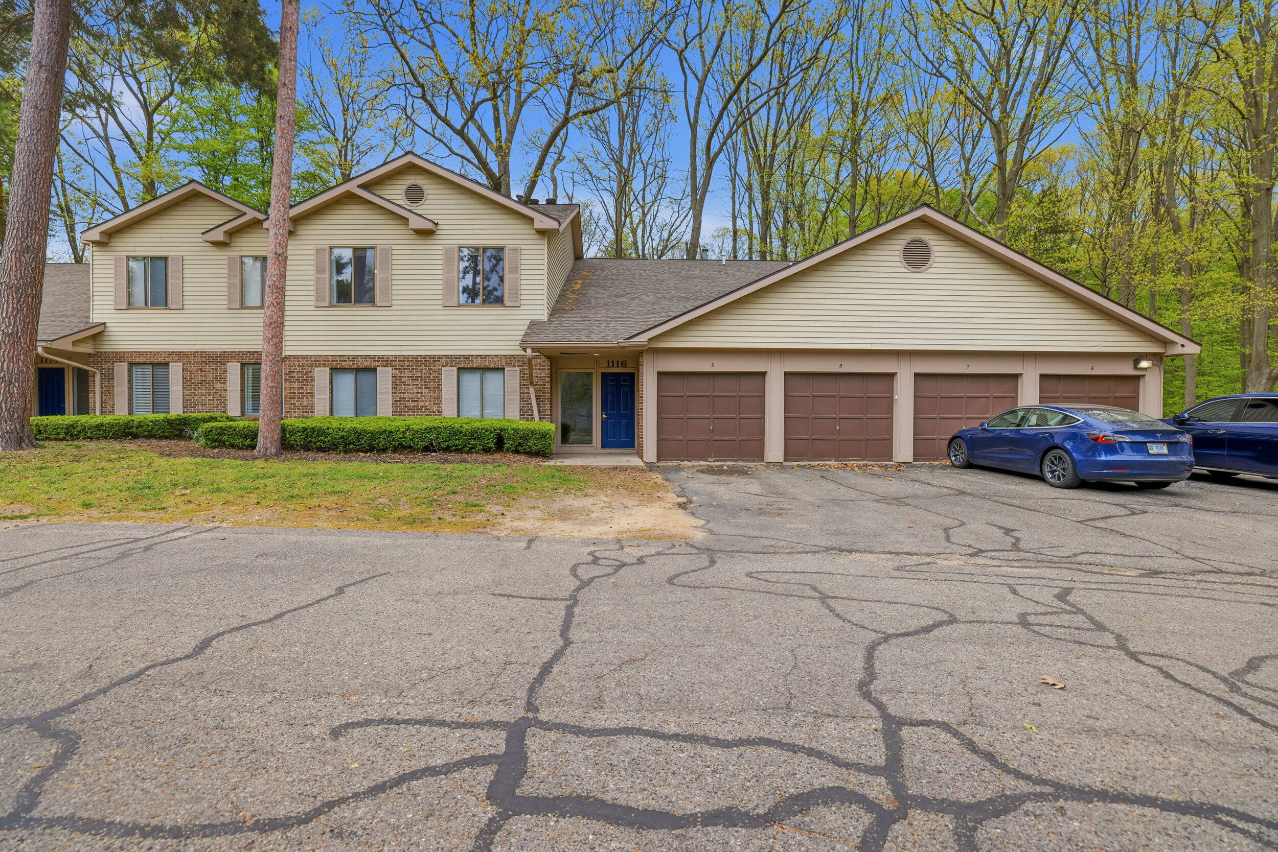 Ambertrace Ln, Holland, MI 49424