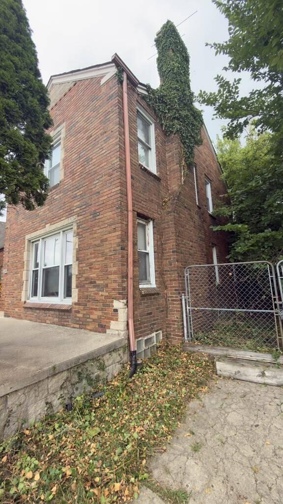 Kenmoor St, Detroit, MI 48205 #1