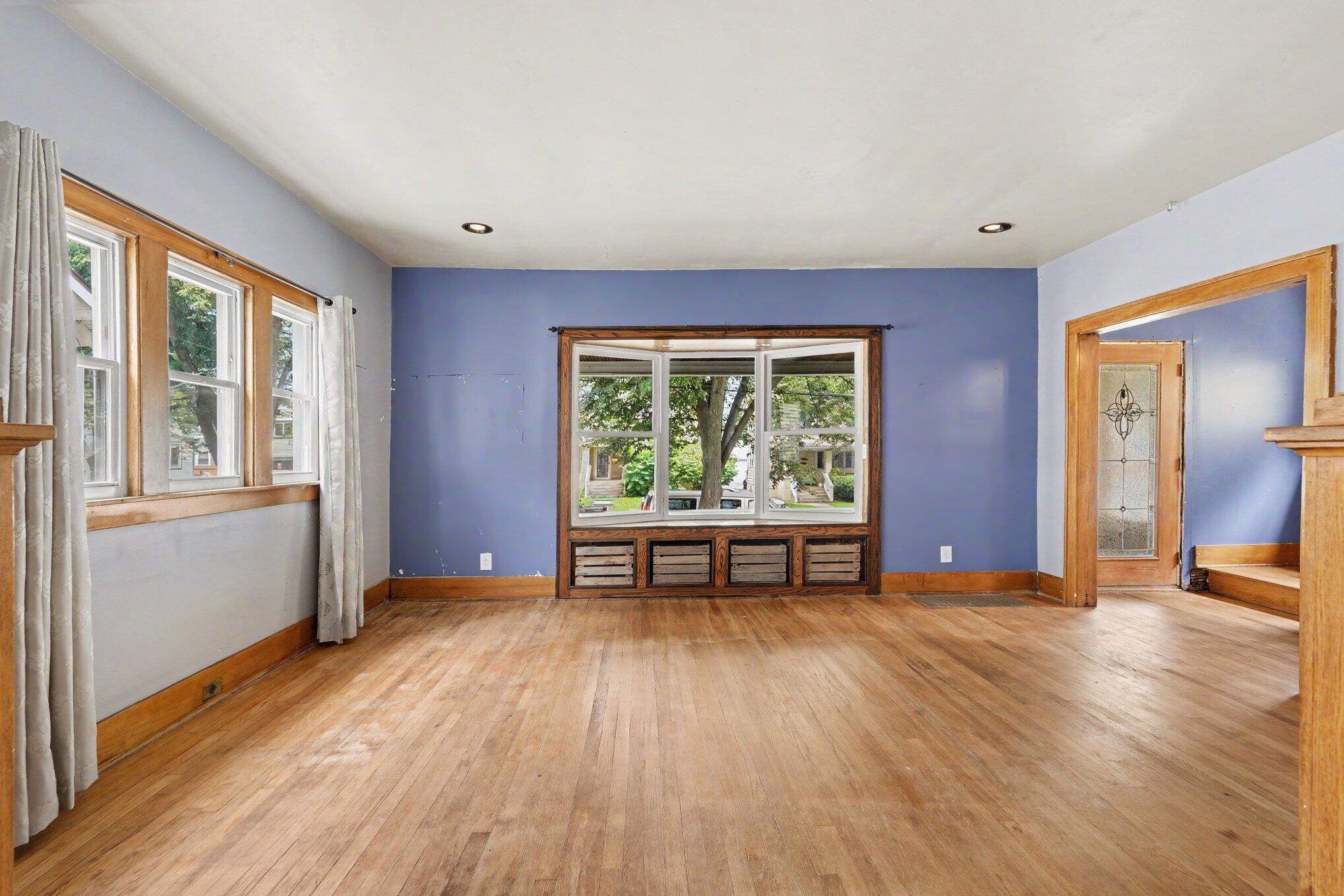 Hovey St, Grand Rapids, MI 49504 #1