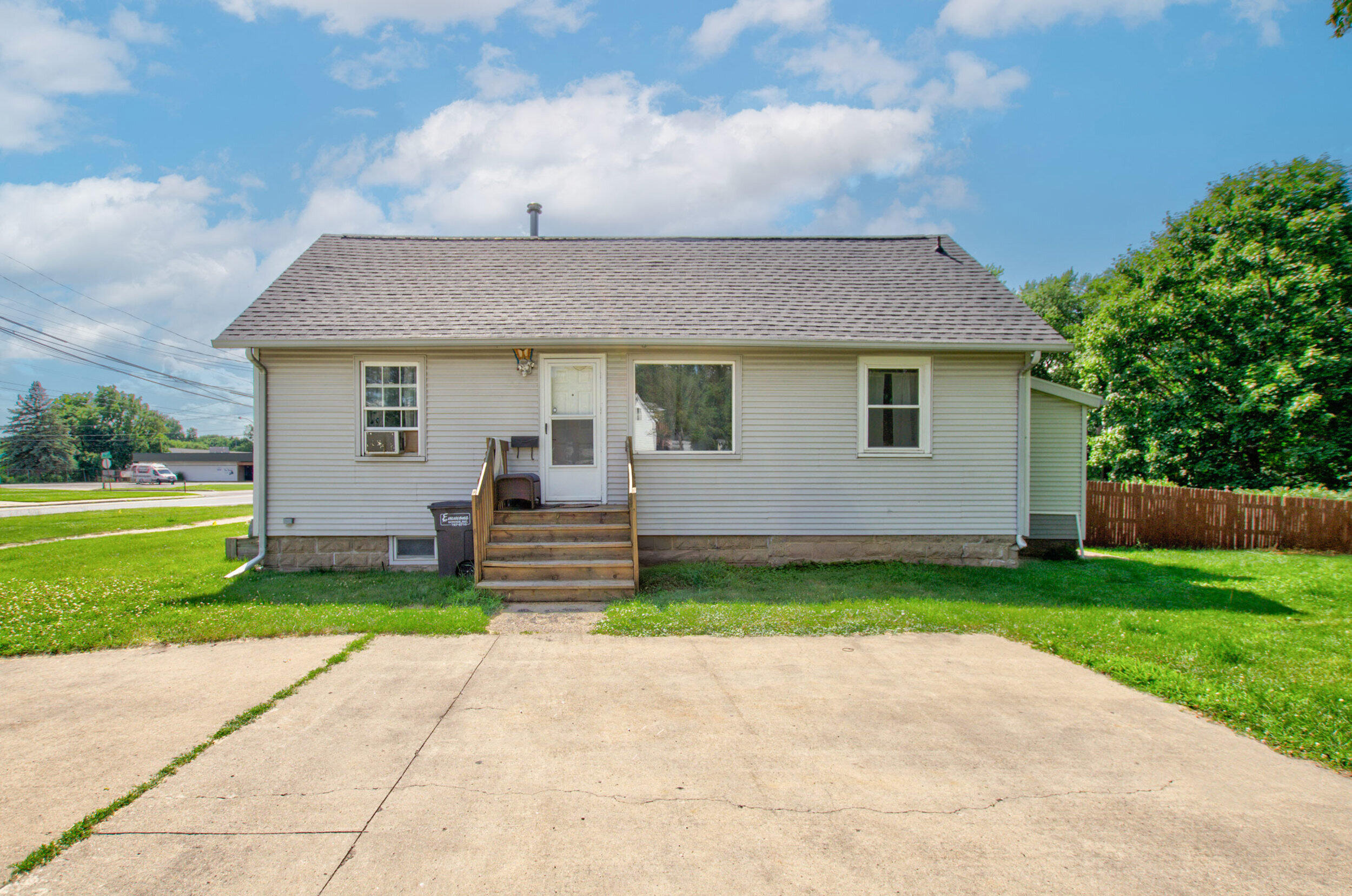 Prospect St, Jackson, MI 49203 #1