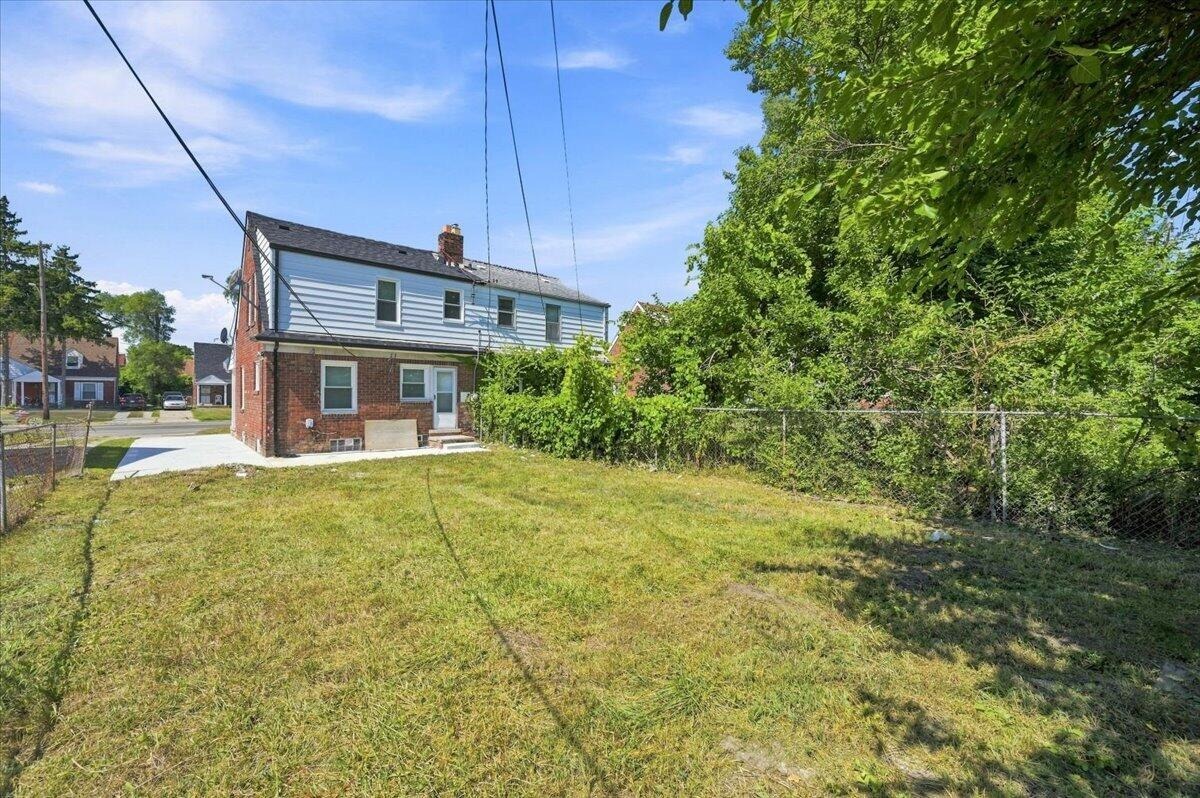 Meyers Rd, Detroit, MI 48235