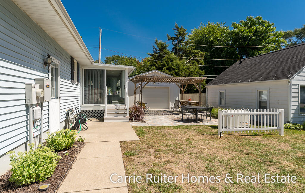 Spring Lake Rd, Spring Lake, MI 49456 #1