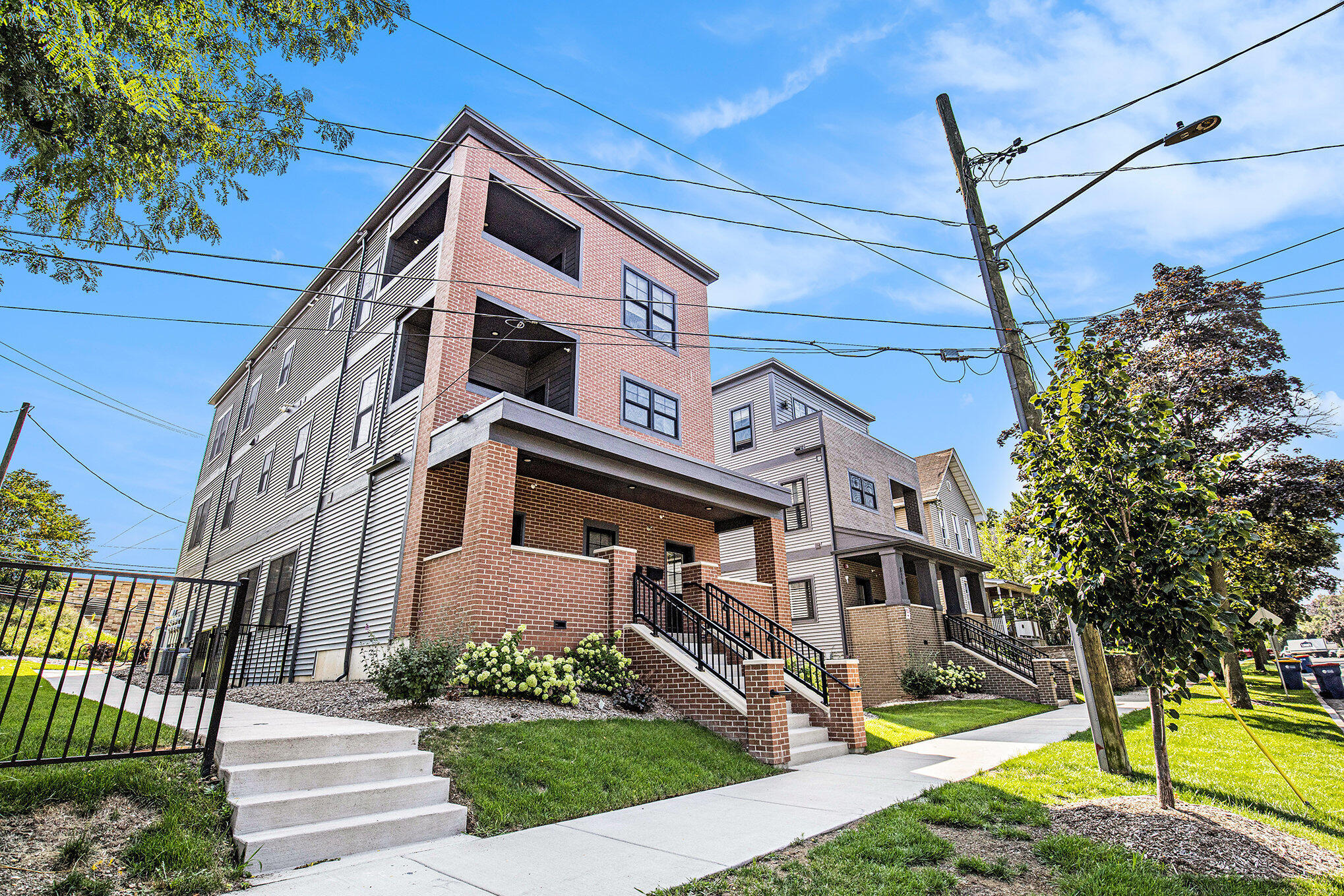 Fairview Ave, Grand Rapids, MI 49503 #1