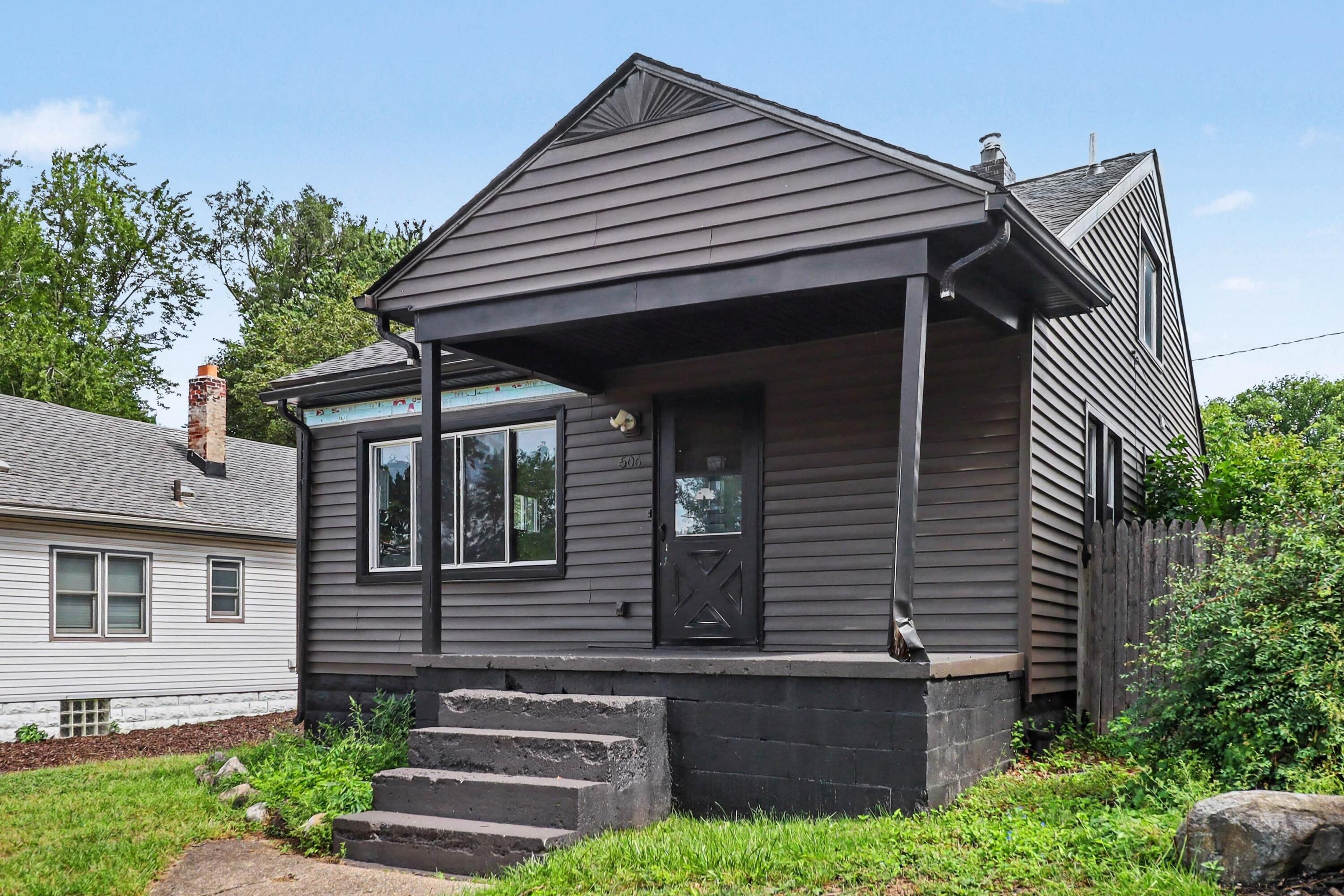Hilldale Dr, Royal Oak, MI 48067 #1