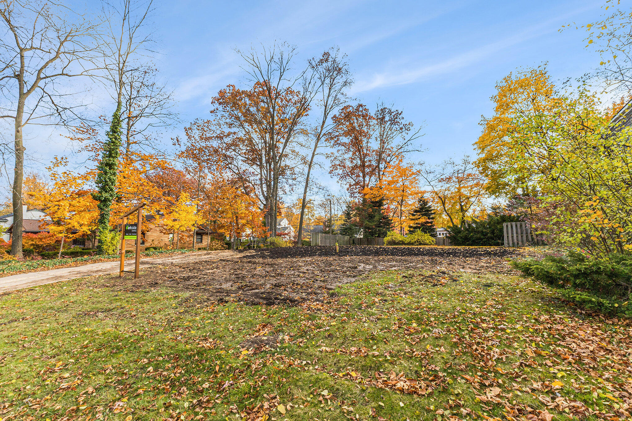 Beechwood Dr, Grand Rapids, MI 49506