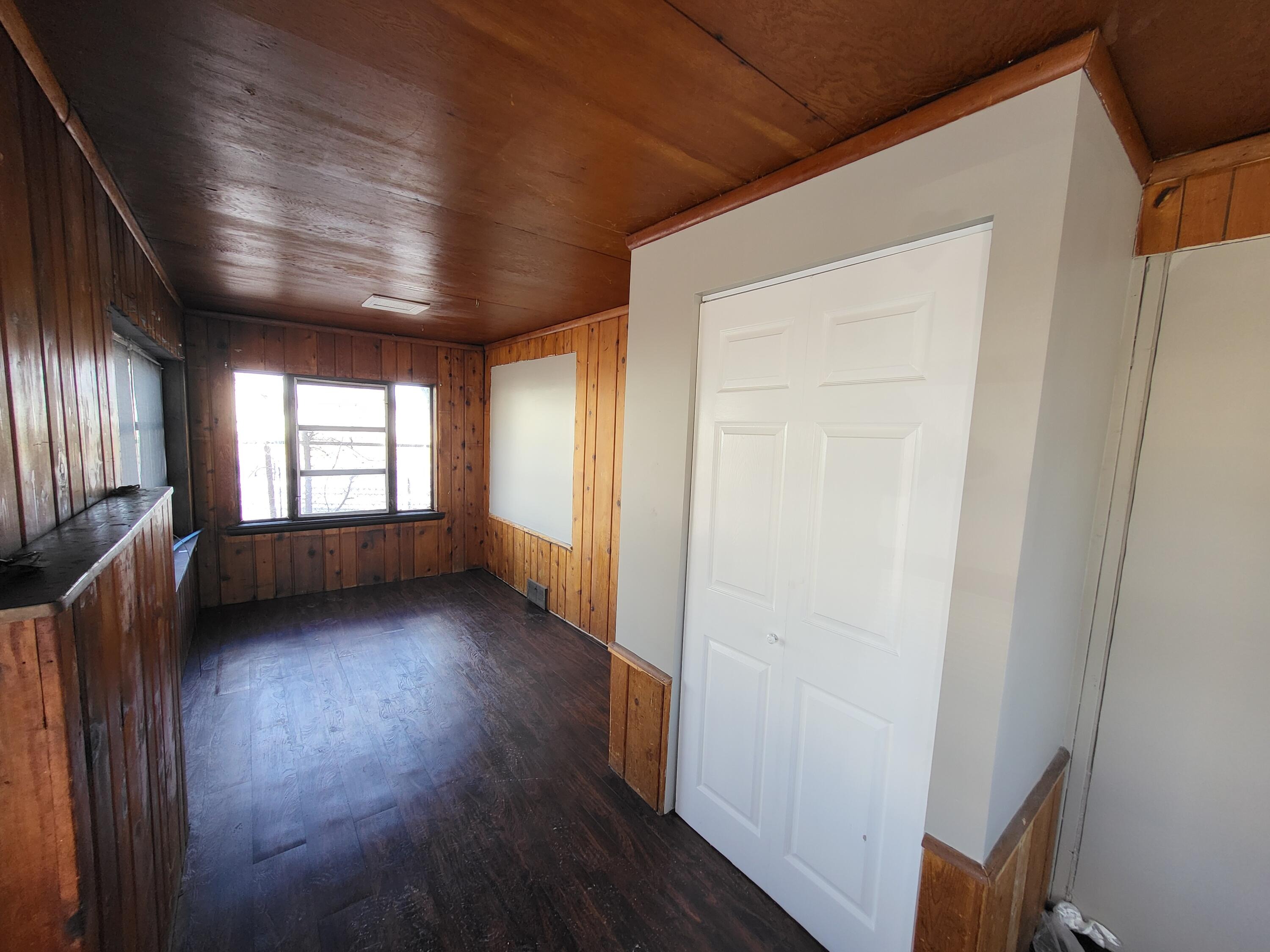 Goulson Ave, Warren, MI 48091