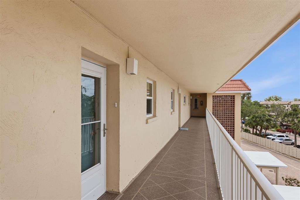 Portofino Dr, Sarasota, FL 34242