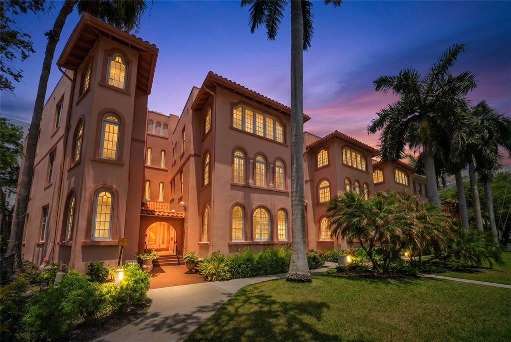 Palm Ave, Sarasota, FL 34236