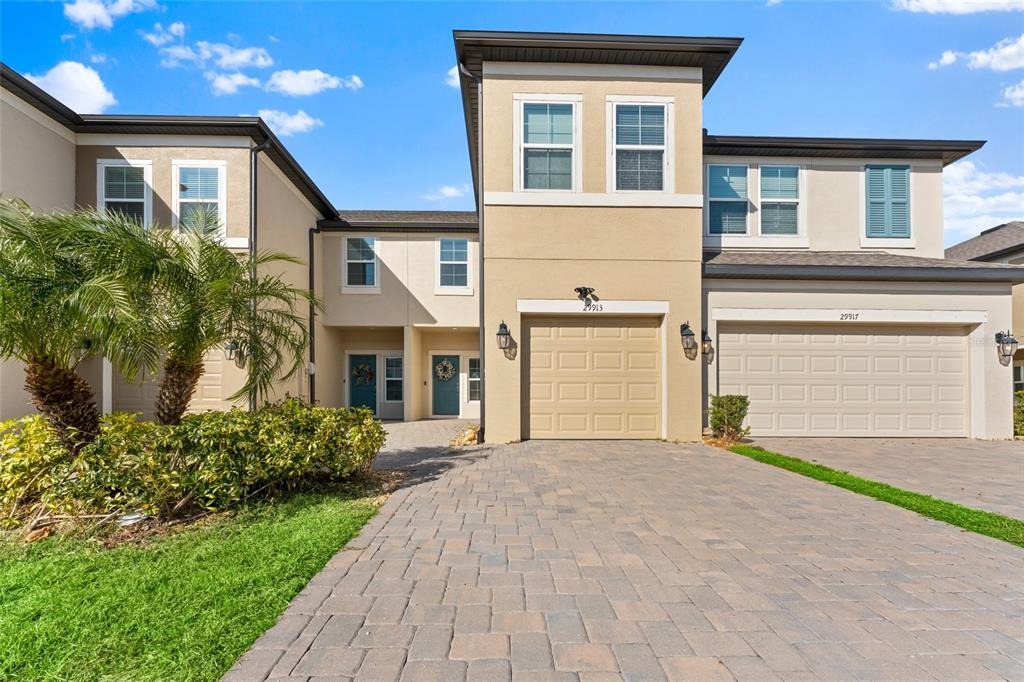 Southwell Ln, Wesley Chapel, FL 33543