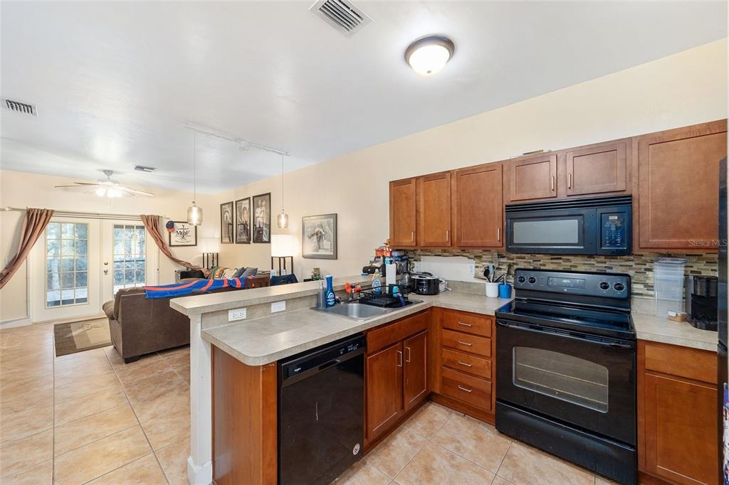 35th Pl, Gainesville, FL 32608 #1