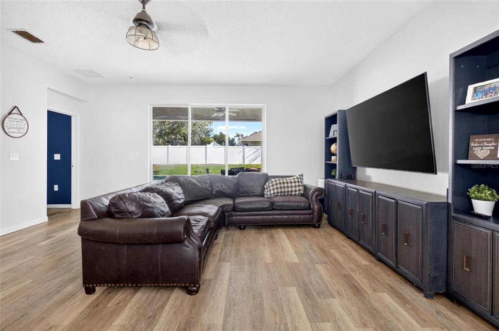 Havilland Dr, Mount Dora, FL 32757 #1