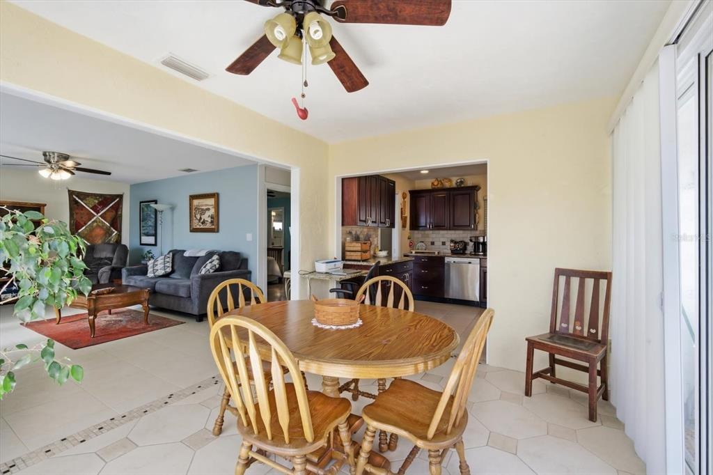 Aquabluff Pl, Sarasota, FL 34231 #1