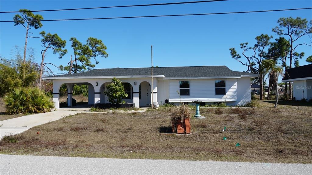 Middletown St, Port Charlotte, FL 33952