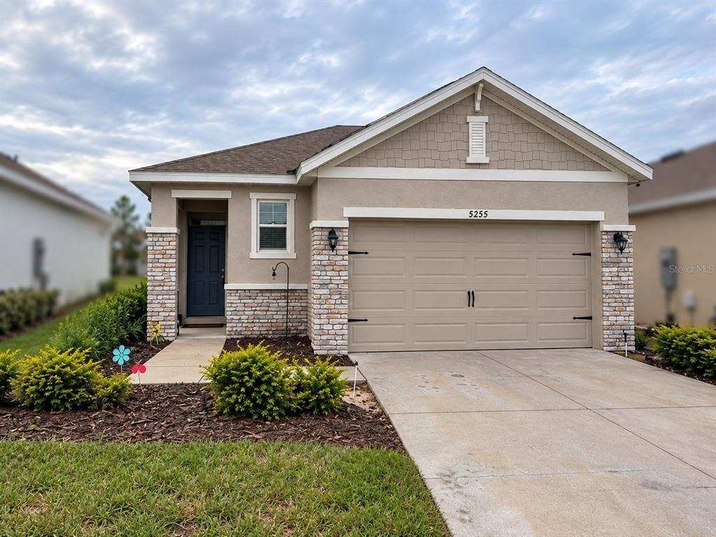 Sunshine Dr, Wildwood, FL 34785