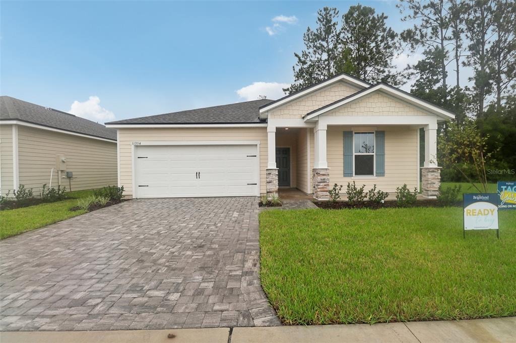 Tiburon Dr, Jacksonville, FL 32221