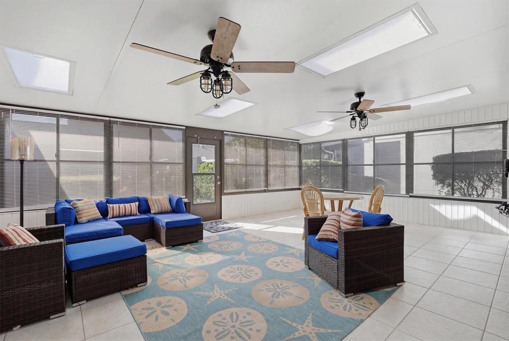 Windrush Bay Dr, Tarpon Springs, FL 34689 #1