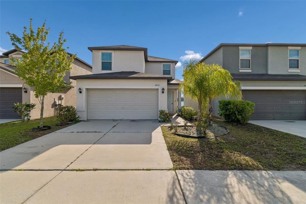 Summer Savory St, Tampa, FL 33619