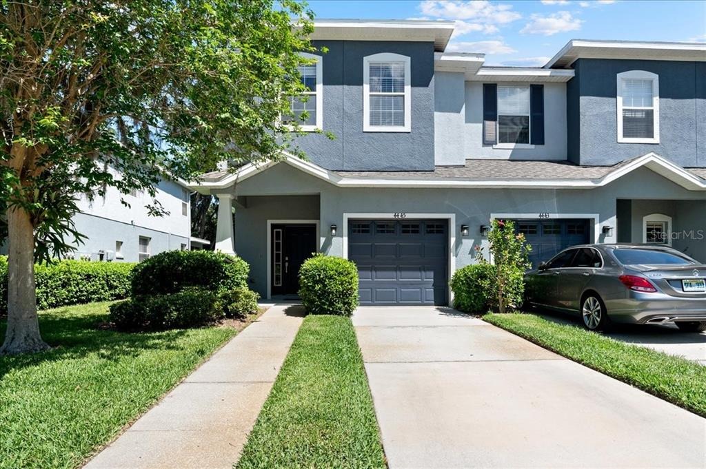 Amberly Oaks Ct, Tampa, FL 33614