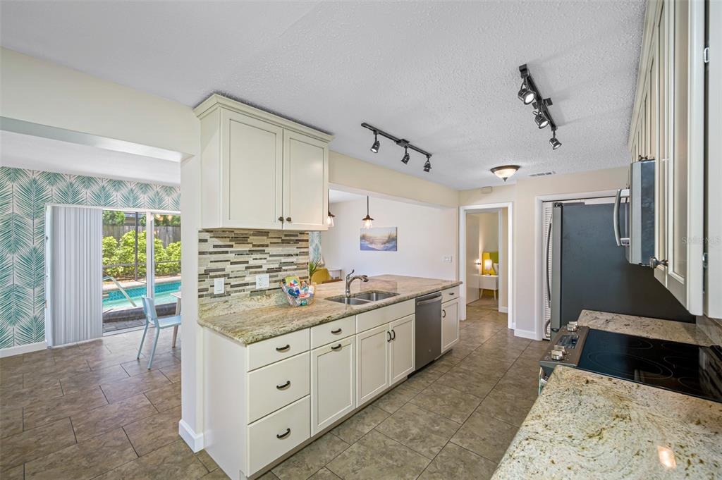 Mckay Creek Dr, Largo, FL 33770 #1