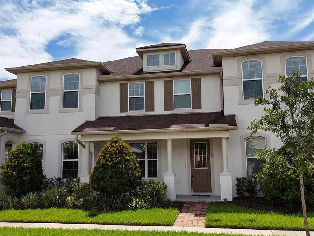 Varenna Loop, Kissimmee, FL 34741