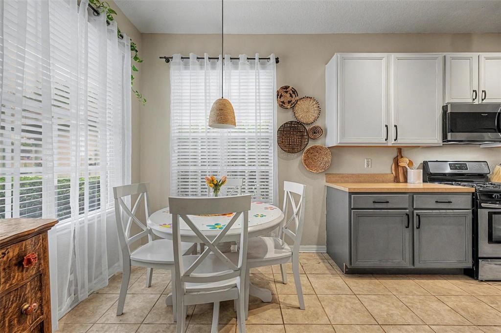 Weymouth Dr, Land O Lakes, FL 34638 #1