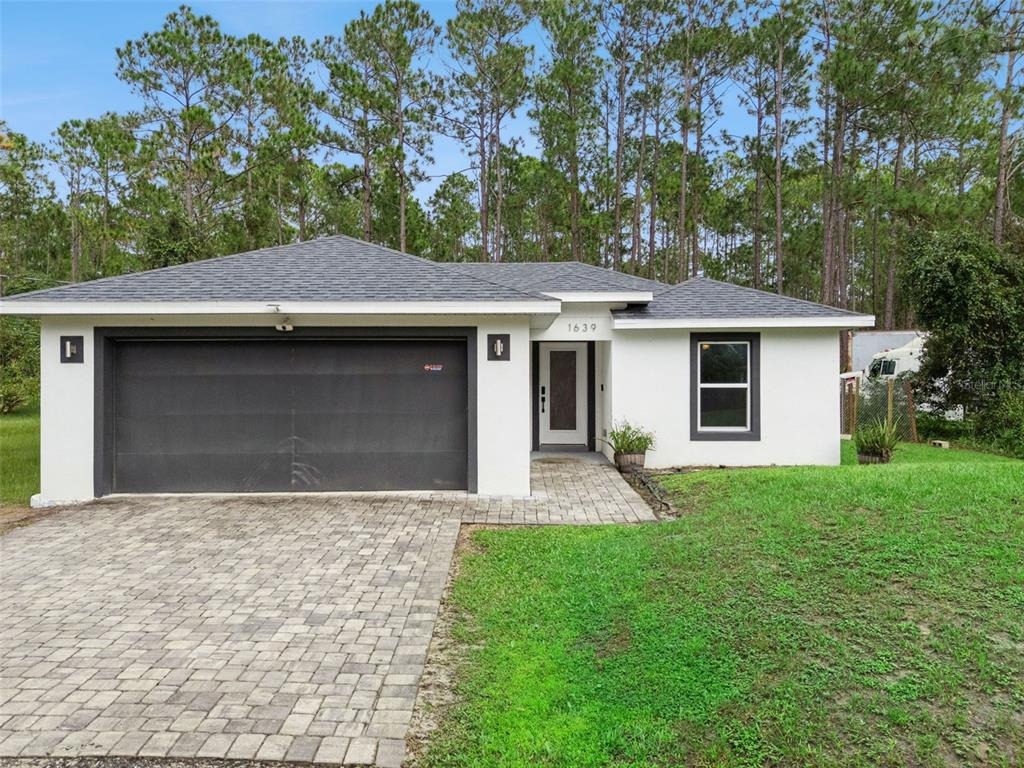 11th Ave, Deland, FL 32724