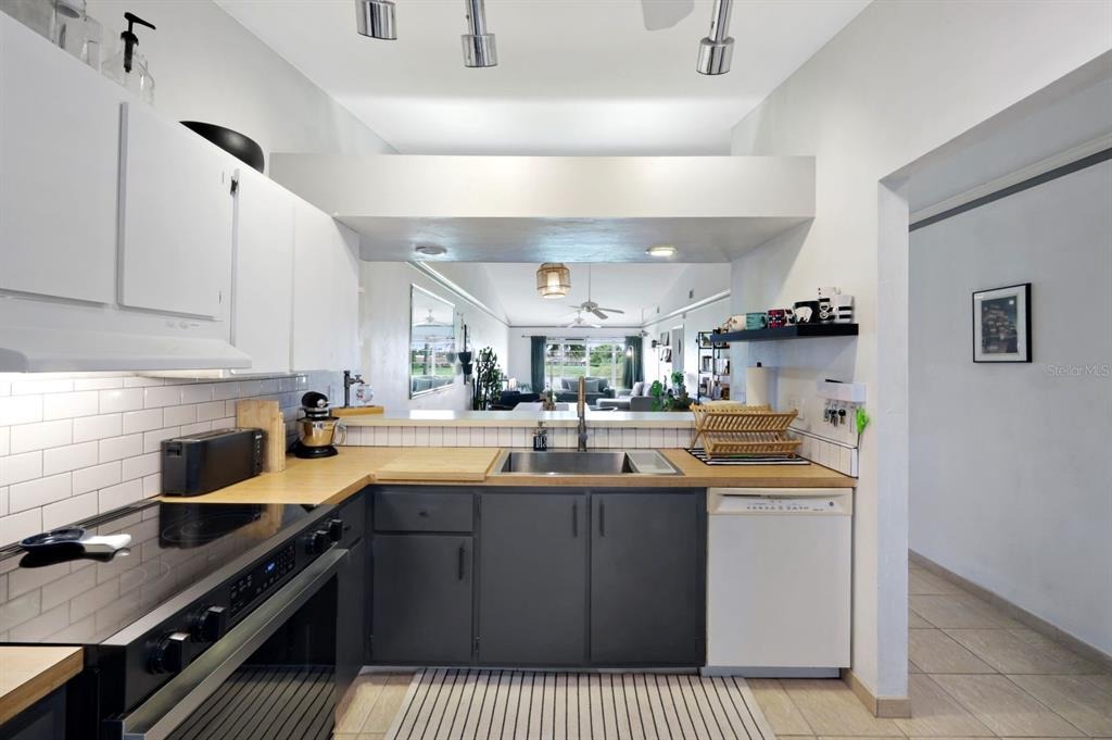 Northlight Dr, Naples, FL 34112 #1