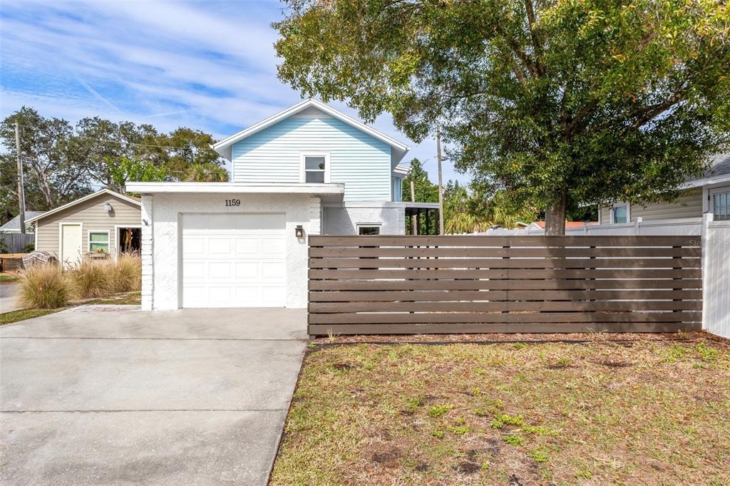35th Ave, Saint Petersburg, FL 33704