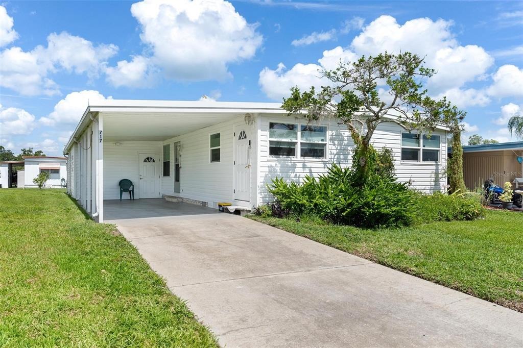 Coach N Four Dr, Leesburg, FL 34748
