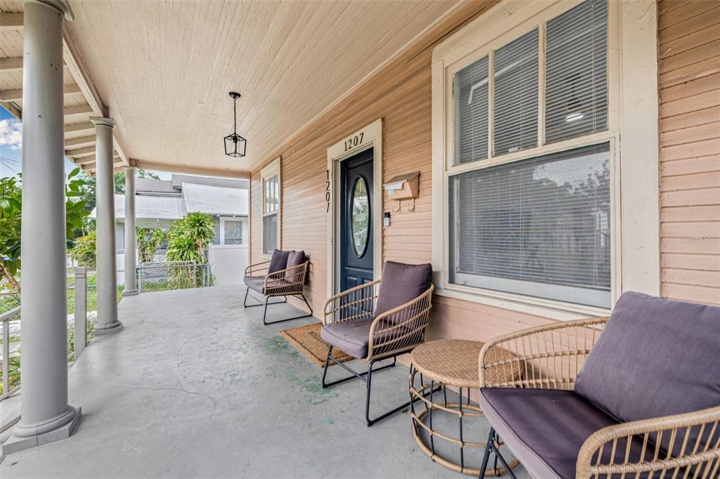 17th Ave, Tampa, FL 33605