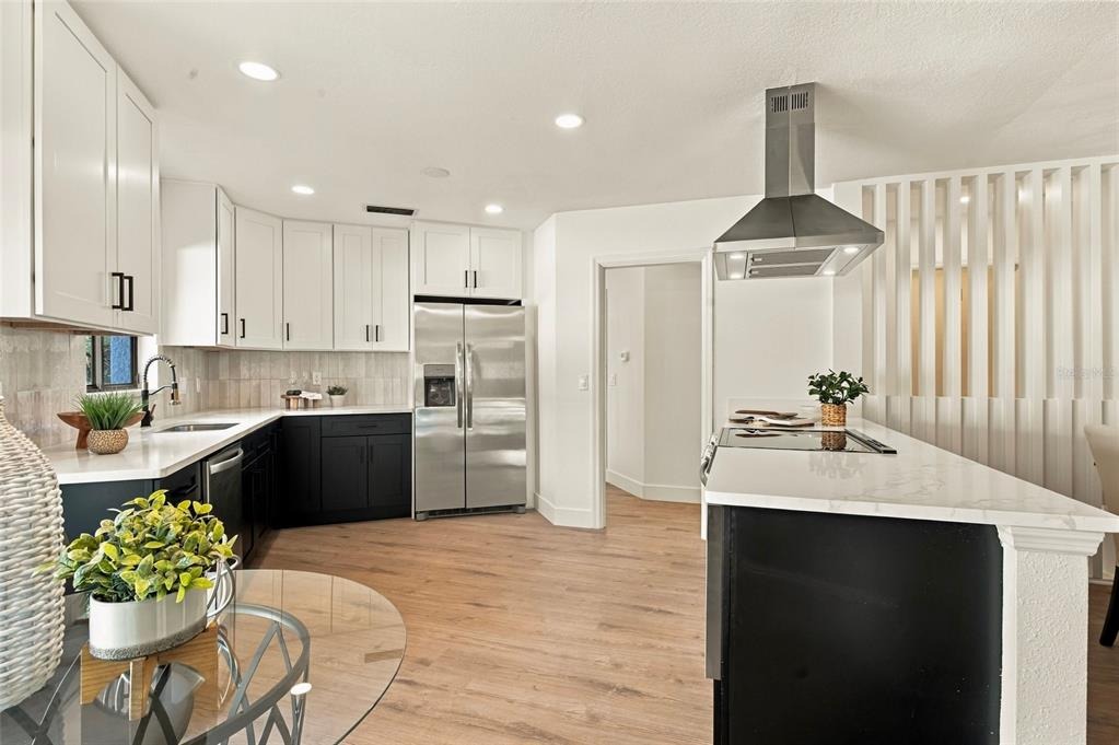 Reclinata Ln, Tampa, FL 33618 #1