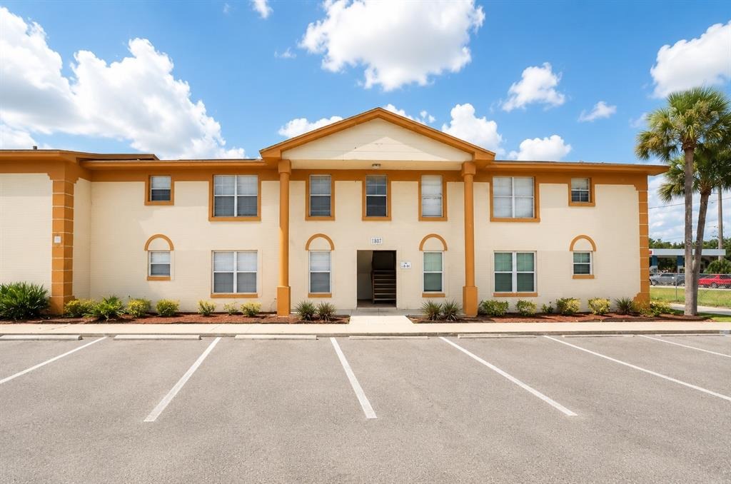 Michigan Ave, Kissimmee, FL 34744