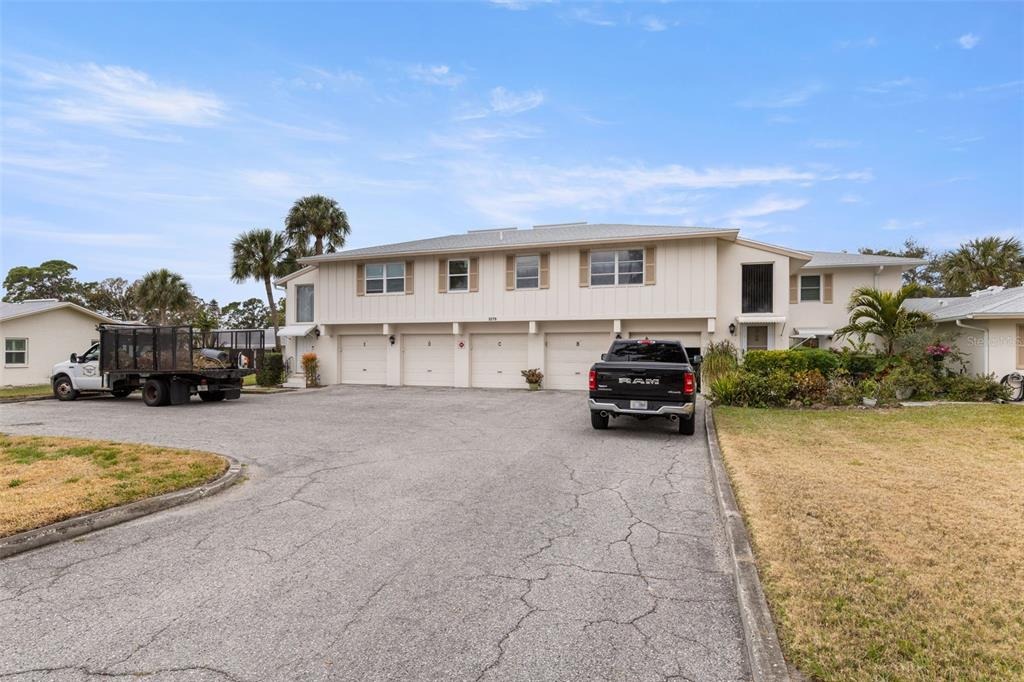 37th Way, Saint Petersburg, FL 33711
