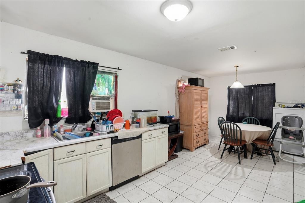 Sunflower Cir, Labelle, FL 33935 #1