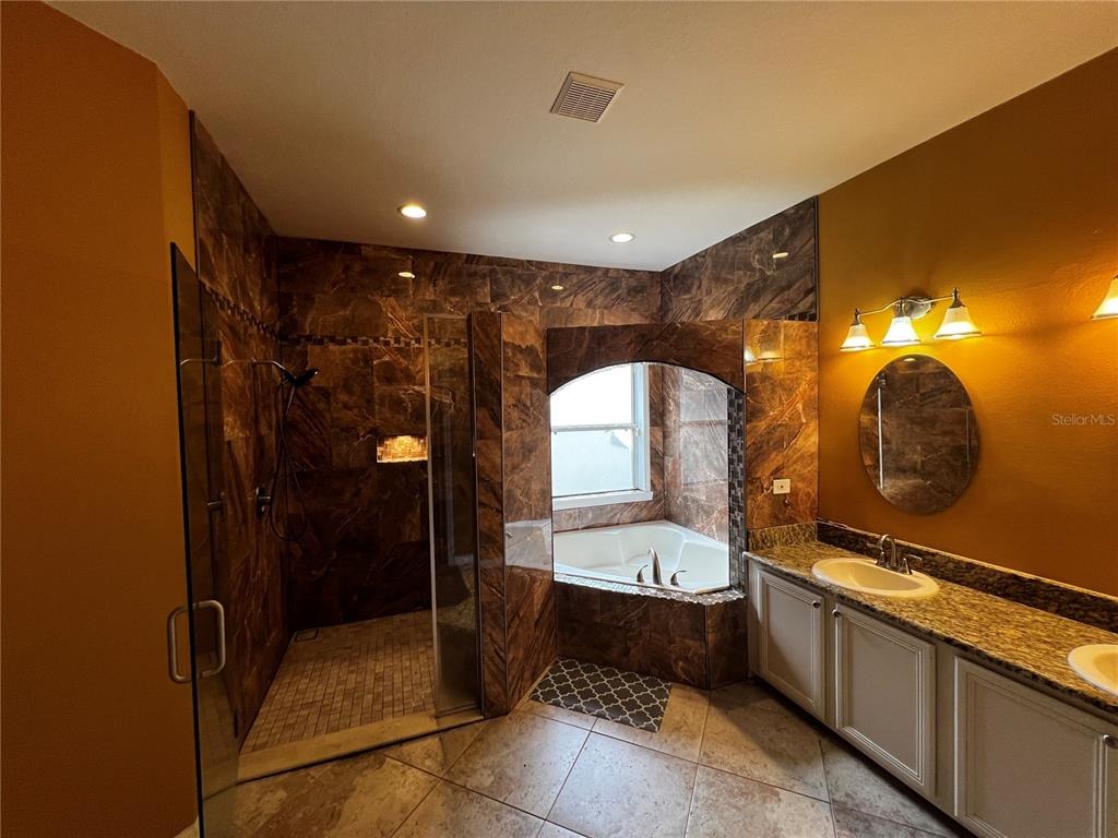 Big Sioux Ln, Kissimmee, FL 34759 #1